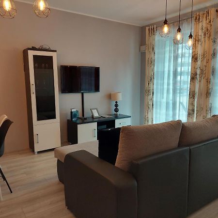 Sas Apartamenty Nautica ชเตชชิน ภายนอก รูปภาพ